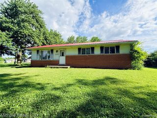11438 Hill Road, Riley Township, MI 48041