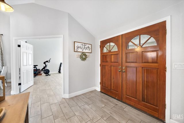 13909 Veracruz Drive, Bakersfield, CA 93314