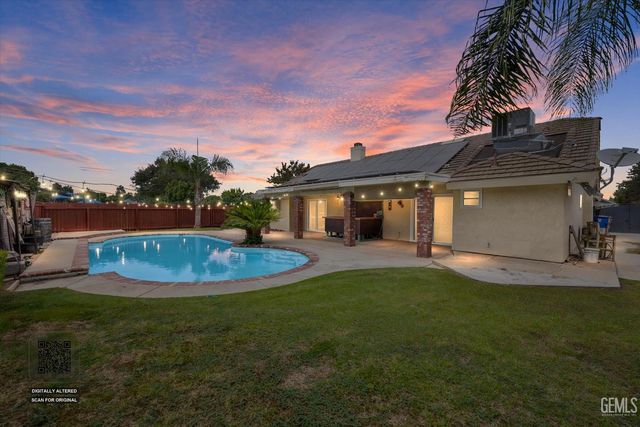 13909 Veracruz Drive, Bakersfield, CA 93314