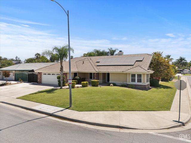 13909 Veracruz Drive, Bakersfield, CA 93314