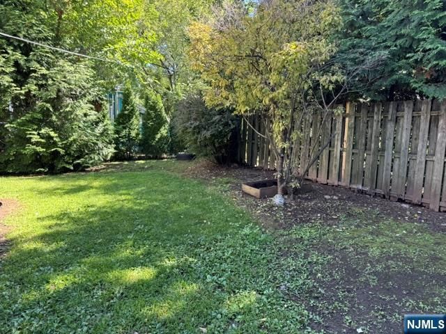 135 Cresskill Avenue First Floor, Dumont, NJ 07628