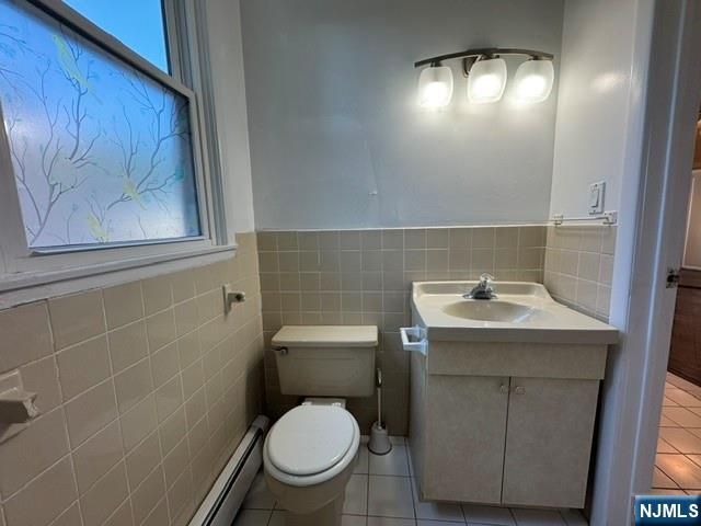 135 Cresskill Avenue First Floor, Dumont, NJ 07628