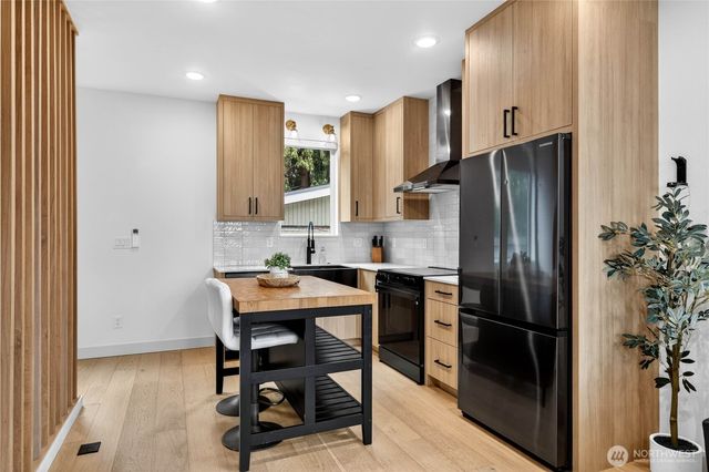 8647 B 18th Avenue SW, Seattle, WA 98106