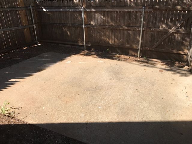 7326 Kingswood Circle, Fort Worth, TX 76133