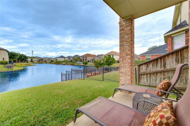 4018 Tuscan Shores Drive, Missouri City, TX 77459