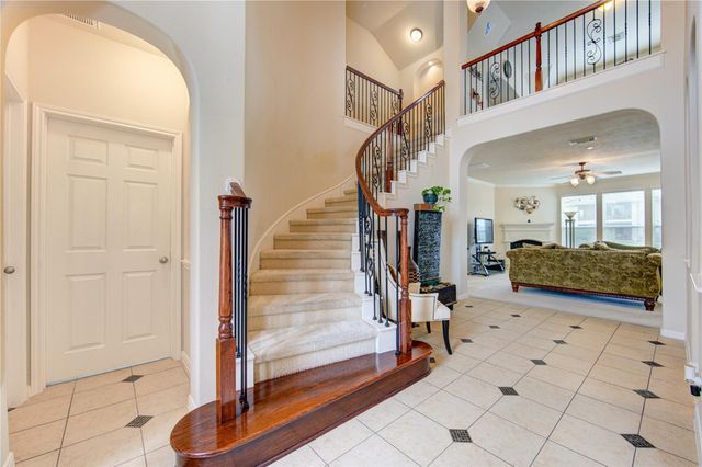 4018 Tuscan Shores Drive, Missouri City, TX 77459