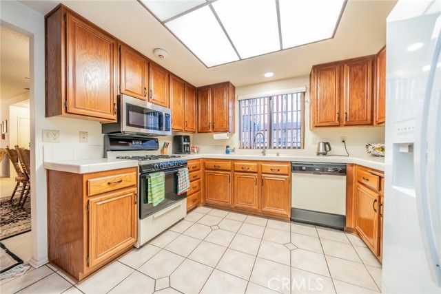 2715 W Fruitvale, Hemet, CA 92545