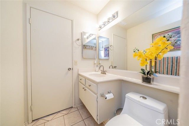 2715 W Fruitvale, Hemet, CA 92545