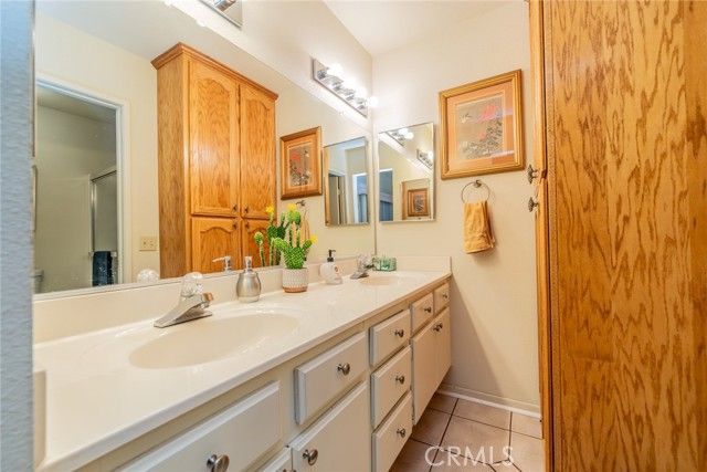 2715 W Fruitvale, Hemet, CA 92545