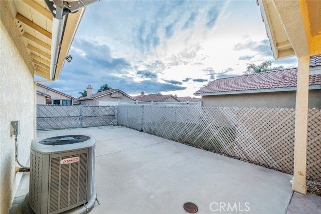 2715 W Fruitvale, Hemet, CA 92545