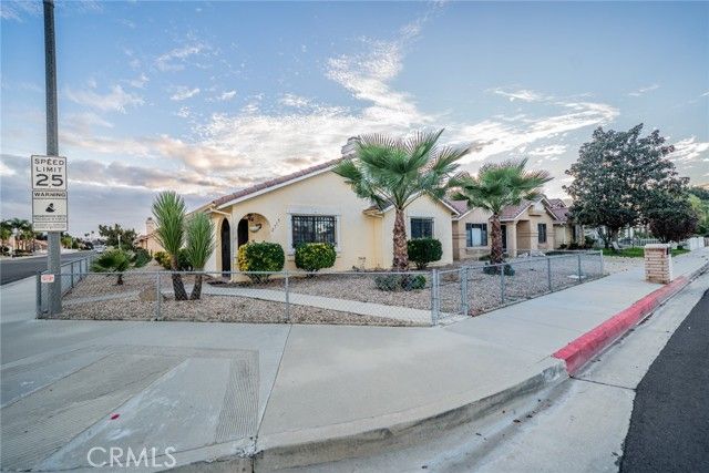 2715 W Fruitvale, Hemet, CA 92545