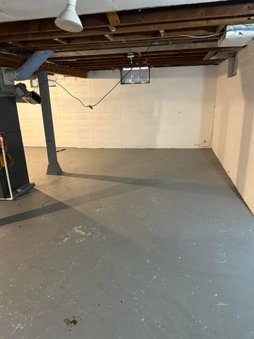 6141 E Boston St, Wichita, KS 67218