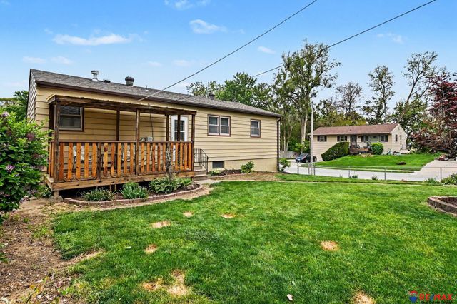 3206 Wallace Avenue, Bellevue, NE 68005