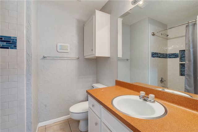 1818 Bee Creek Drive, College Station, TX 77840