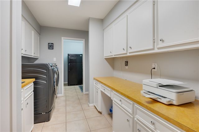 1818 Bee Creek Drive, College Station, TX 77840