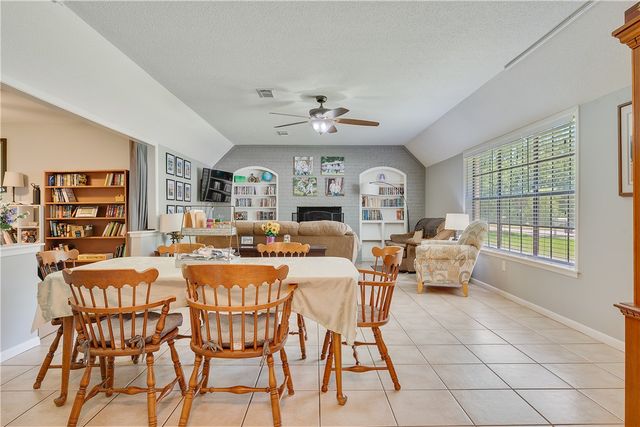 1818 Bee Creek Drive, College Station, TX 77840