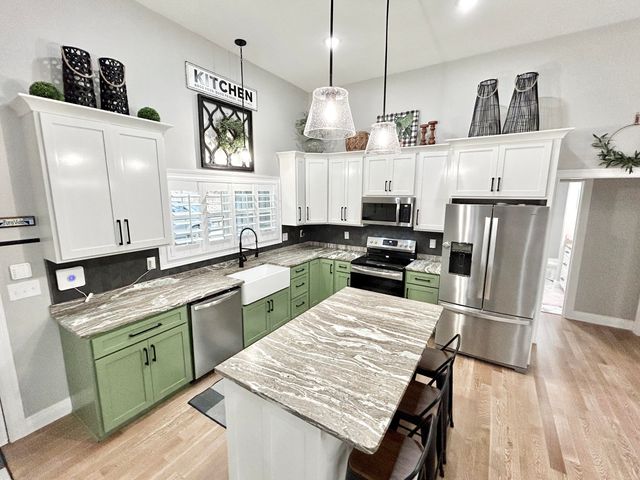 387 Falls Creek Way, Somerset, KY 42503