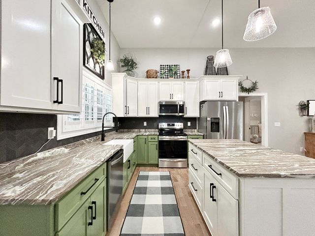 387 Falls Creek Way, Somerset, KY 42503