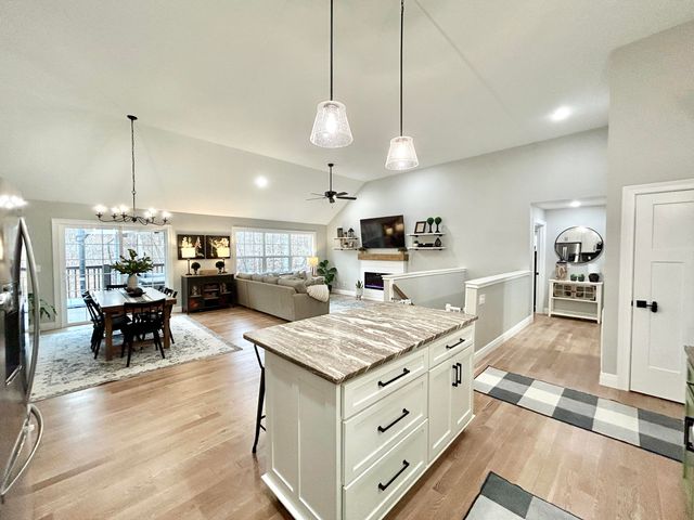 387 Falls Creek Way, Somerset, KY 42503