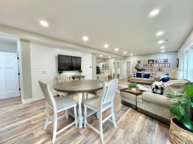 387 Falls Creek Way, Somerset, KY 42503