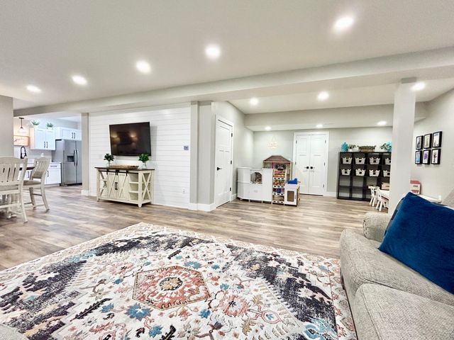 387 Falls Creek Way, Somerset, KY 42503