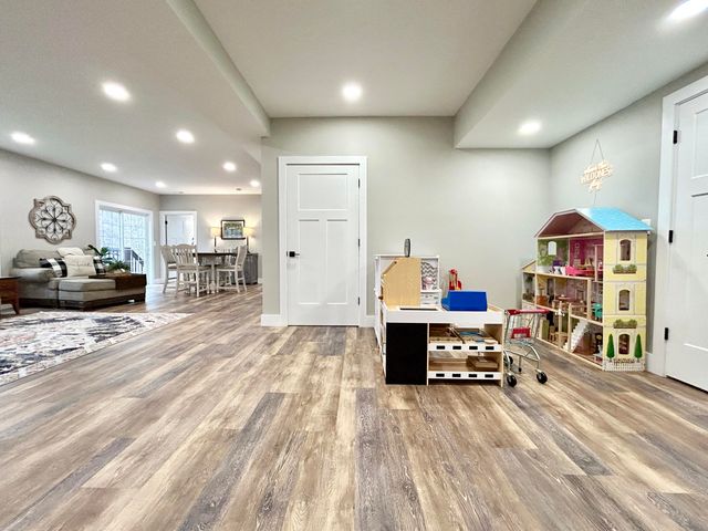 387 Falls Creek Way, Somerset, KY 42503