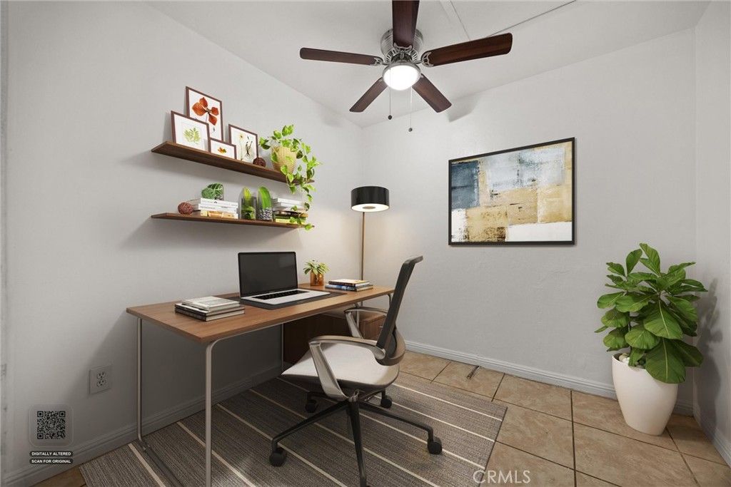 Image 15 of property listing at 4605 Parkwood Court, Bakersfield, CA 93309