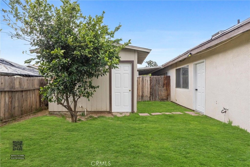 Image 33 of property listing at 4605 Parkwood Court, Bakersfield, CA 93309