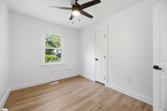 111 Tuskegee Avenue, Greenville, SC 29607