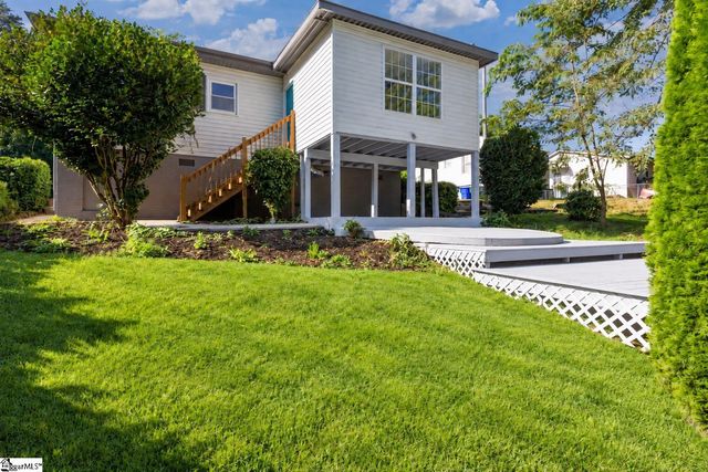 111 Tuskegee Avenue, Greenville, SC 29607