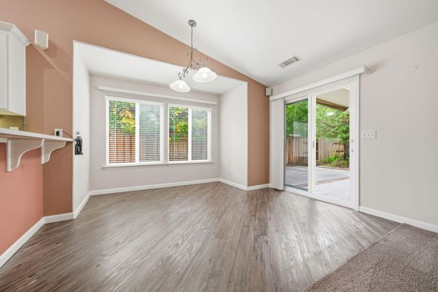 3261 Misty Glen Drive, Redding, CA 96001