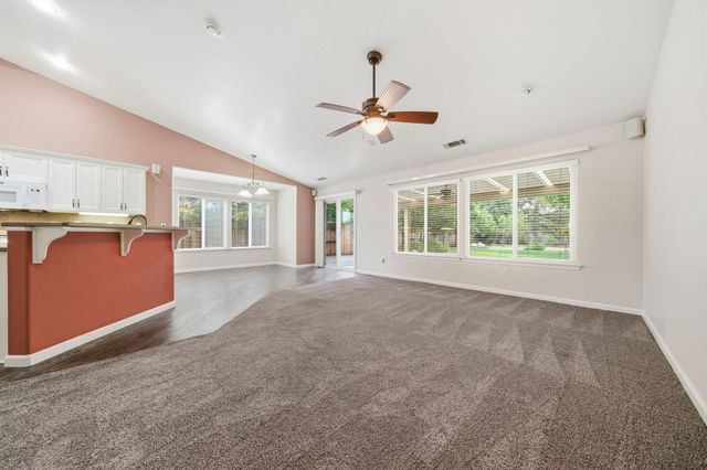 3261 Misty Glen Drive, Redding, CA 96001