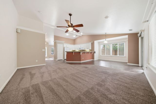 3261 Misty Glen Drive, Redding, CA 96001