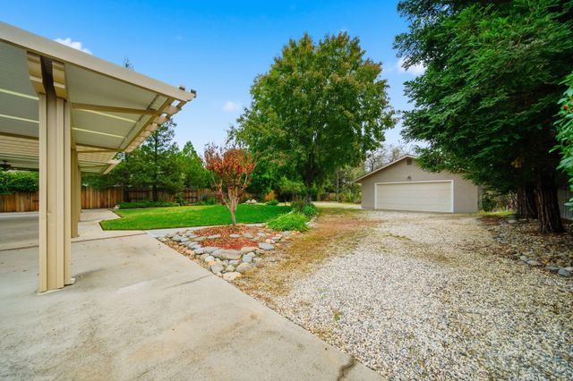 3261 Misty Glen Drive, Redding, CA 96001