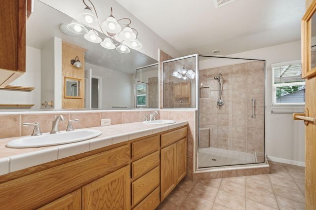 3261 Misty Glen Drive, Redding, CA 96001