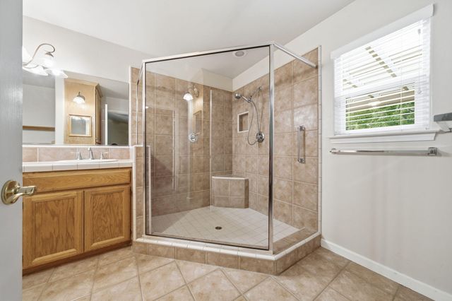 3261 Misty Glen Drive, Redding, CA 96001