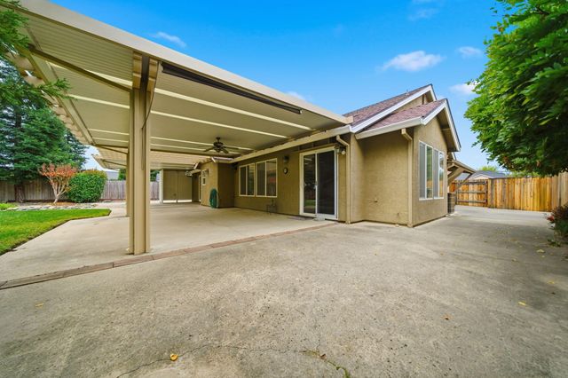 3261 Misty Glen Drive, Redding, CA 96001