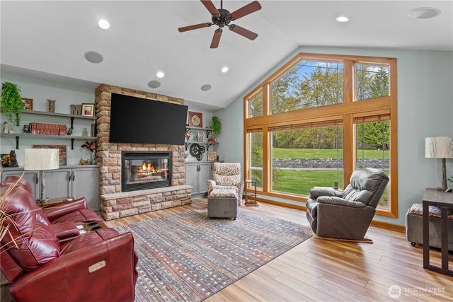 11605 Elk Heights Lane SE, Yelm, WA 98597