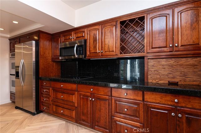 345 Pioneer 905, Glendale, CA 91203