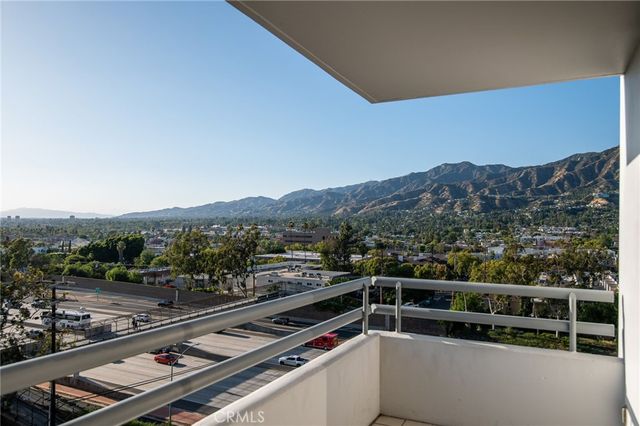 345 Pioneer 905, Glendale, CA 91203