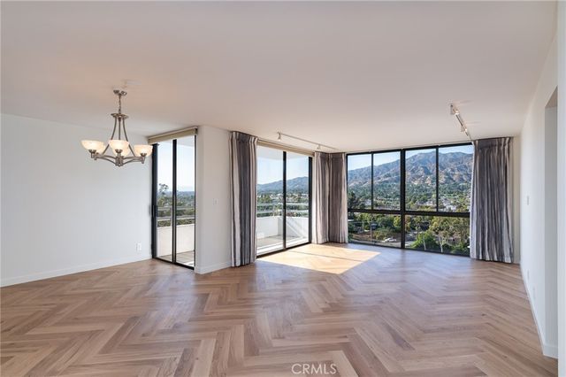 345 Pioneer 905, Glendale, CA 91203