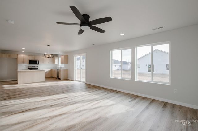 3210 S Maple Ranch Way, Nampa, ID 83686