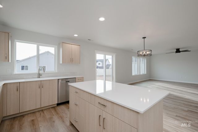 3210 S Maple Ranch Way, Nampa, ID 83686