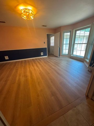 2529 Lakeway Drive, Shreveport, LA 71109