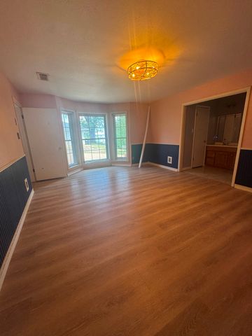 2529 Lakeway Drive, Shreveport, LA 71109