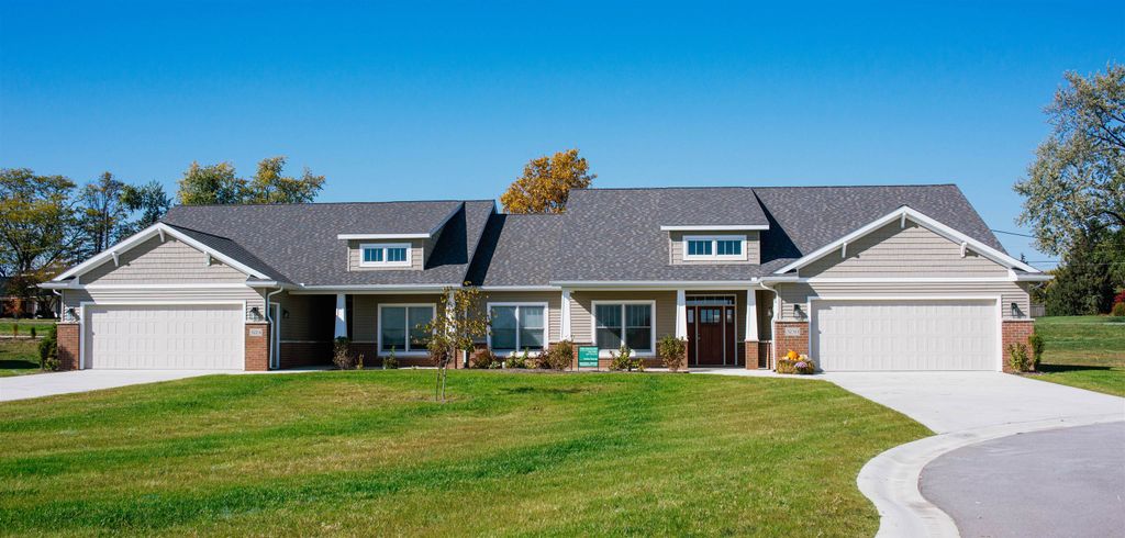 3213 W Bartlett Drive, New Haven, IN 46774