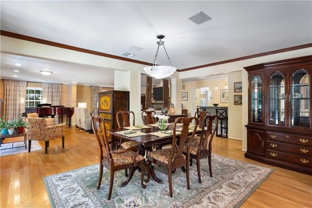 3456 Laurelvale Drive, Studio City (los Angeles), CA 91604