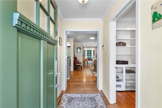 3456 Laurelvale Drive, Studio City (los Angeles), CA 91604