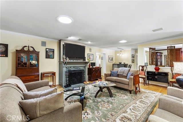 3456 Laurelvale Drive, Studio City (los Angeles), CA 91604