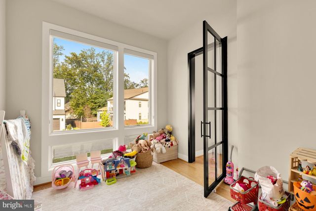 9775 SANVITALIA ST, Bethesda, MD 20817